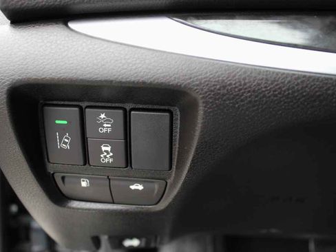 Used 2020 Acura TLX image 14