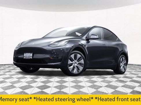Used 2024 Tesla Model Y Long Range image 2