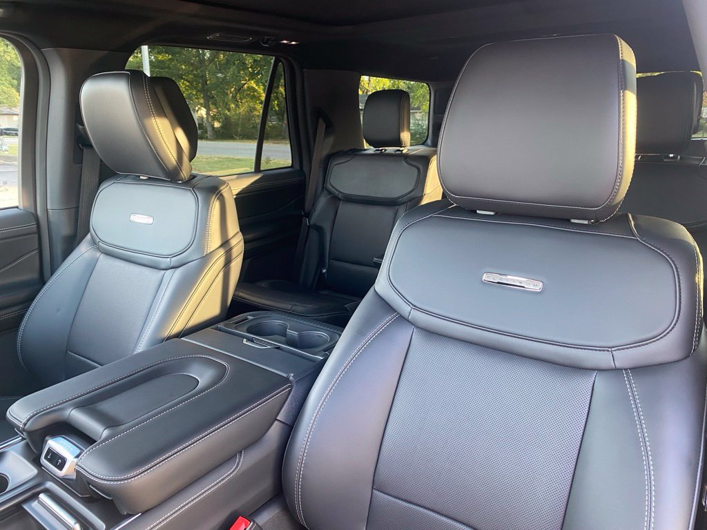 New 2027 Ford Expedition Platinum w/ Stealth Appearance Package AWD/4WD image 11