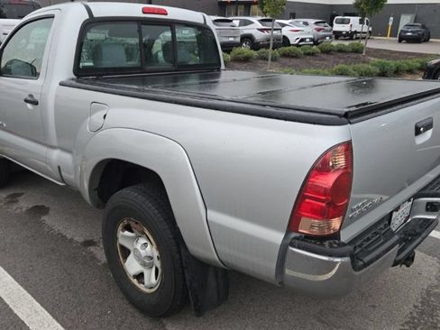 Used 2007 Toyota Tacoma PreRunner w/ SR5 Pkg #1 RWD image 3