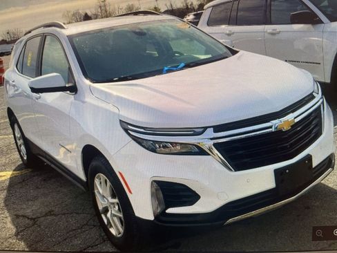 Used 2022 Chevrolet Equinox LT AWD/4WD image 4