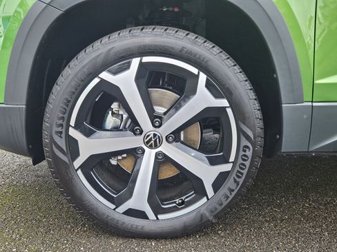 New 2026 Volkswagen Taos SEL AWD/4WD image 33