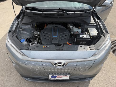 Used 2021 Hyundai Kona Limited w/ Cargo Package FWD image 24