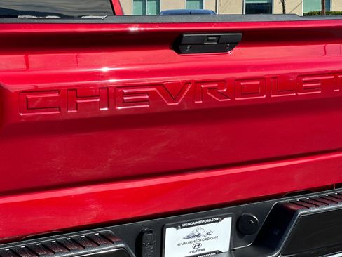 Used 2021 Chevrolet Silverado 1500 LT Trail Boss image 25