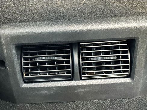 Used 2022 RAM 1500 Express image 25