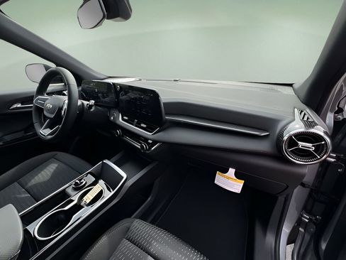 New 2026 Chevrolet Equinox LT image 27