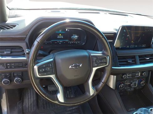 Used 2022 Chevrolet Tahoe Z71 image 9