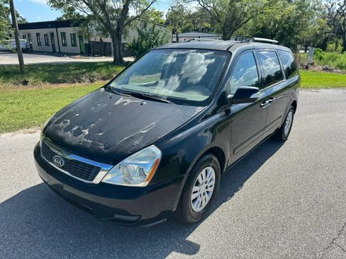 Used 2012 Kia Sedona LX FWD image 13