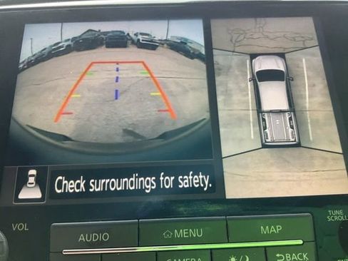 Used 2021 Nissan Titan PRO-4X w/ Pro-4x Convenience Package image 6