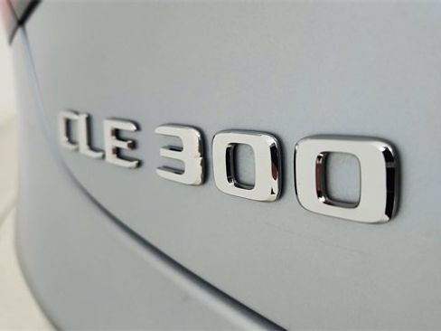 Used 2025 Mercedes-Benz CLE 300 4MATIC Cabriolet image 23