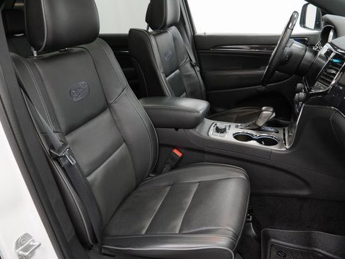 Used 2021 Jeep Grand Cherokee Overland image 50