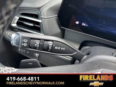 New 2025 Chevrolet Traverse LT w/ Enhanced Driving Package image 23