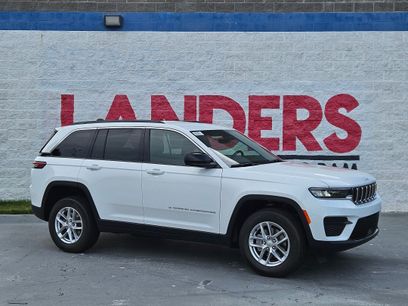 New 2026 Jeep Grand Cherokee Laredo