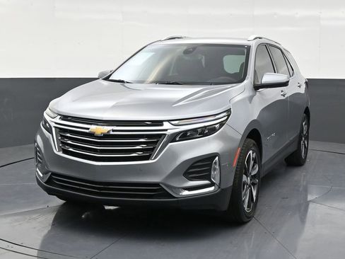 Used 2024 Chevrolet Equinox Premier image 8