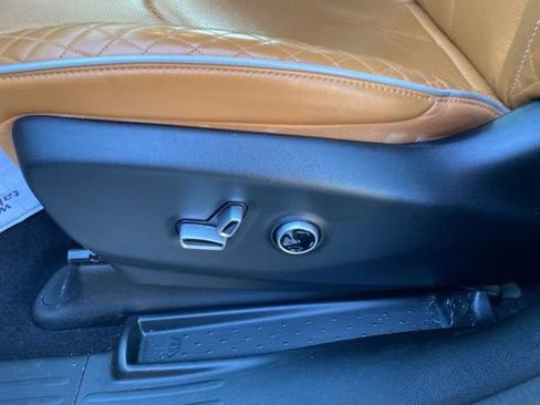 Used 2023 Chrysler Pacifica Pinnacle image 25