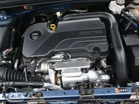 Used 2024 Chevrolet Malibu LS FWD image 14