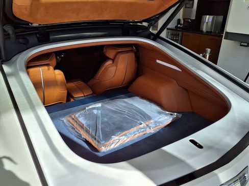 New 2025 Cadillac Celestiq image 7