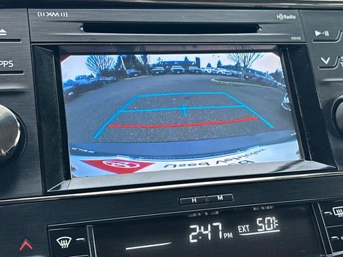 Used 2016 Toyota Avalon XLE image 18