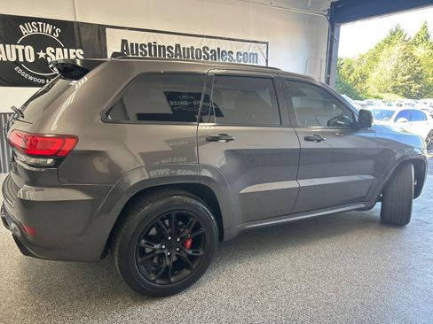 Used 2014 Jeep Grand Cherokee SRT8 w/ Luxury Group II AWD/4WD image 6