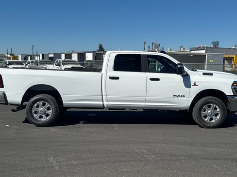 New 2026 RAM 3500 Big Horn AWD/4WD image 2