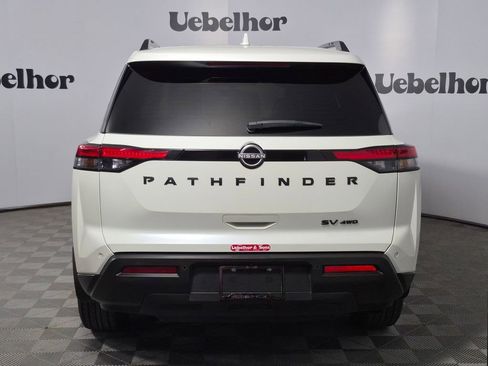 Used 2024 Nissan Pathfinder SV w/ Black Appearance Package AWD/4WD image 6