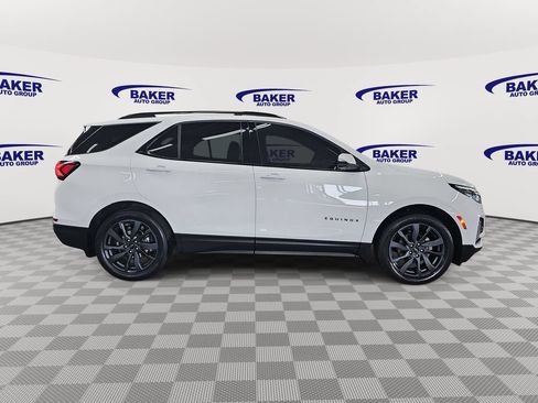 Used 2022 Chevrolet Equinox RS w/ Infotainment Package AWD/4WD image 4