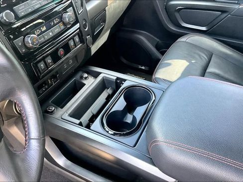 Used 2023 Nissan Titan PRO-4X w/ Pro-4x Convenience Package AWD/4WD image 18