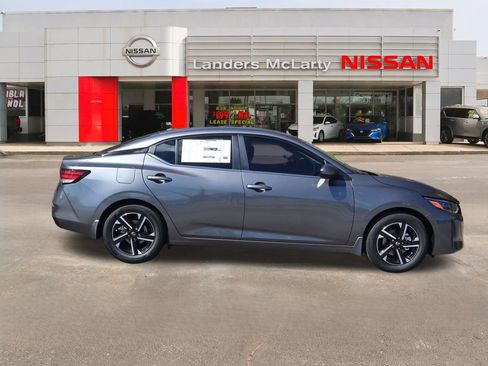 New 2025 Nissan Sentra SV w/ All-Weather Package image 2