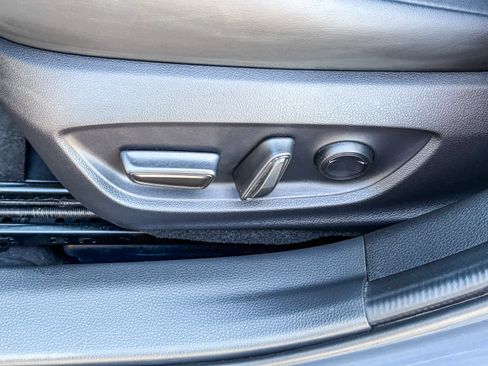 Used 2023 Toyota Prius Prime Premium image 21