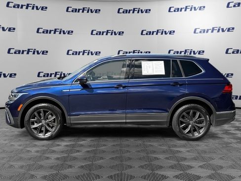 Used 2022 Volkswagen Tiguan SE FWD image 2
