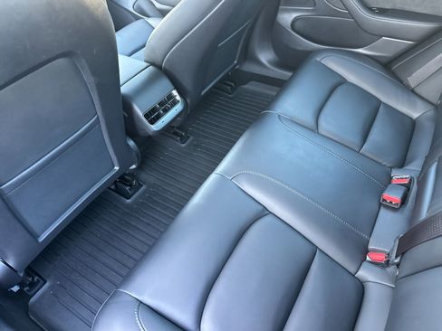 Used 2020 Tesla Model 3 image 11