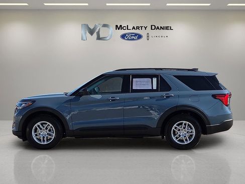 New 2026 Ford Explorer Active w/ Active Comfort Package RWD image 3