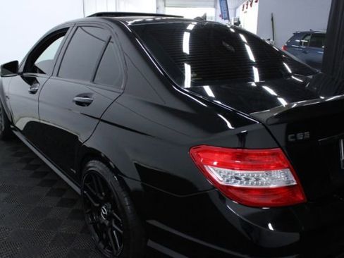 Used 2011 Mercedes-Benz C 63 AMG Sedan w/ Multimedia Pkg image 11