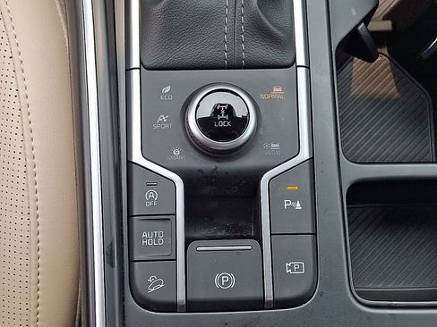 Certified 2025 Kia Sorento X-Line EX AWD/4WD image 24