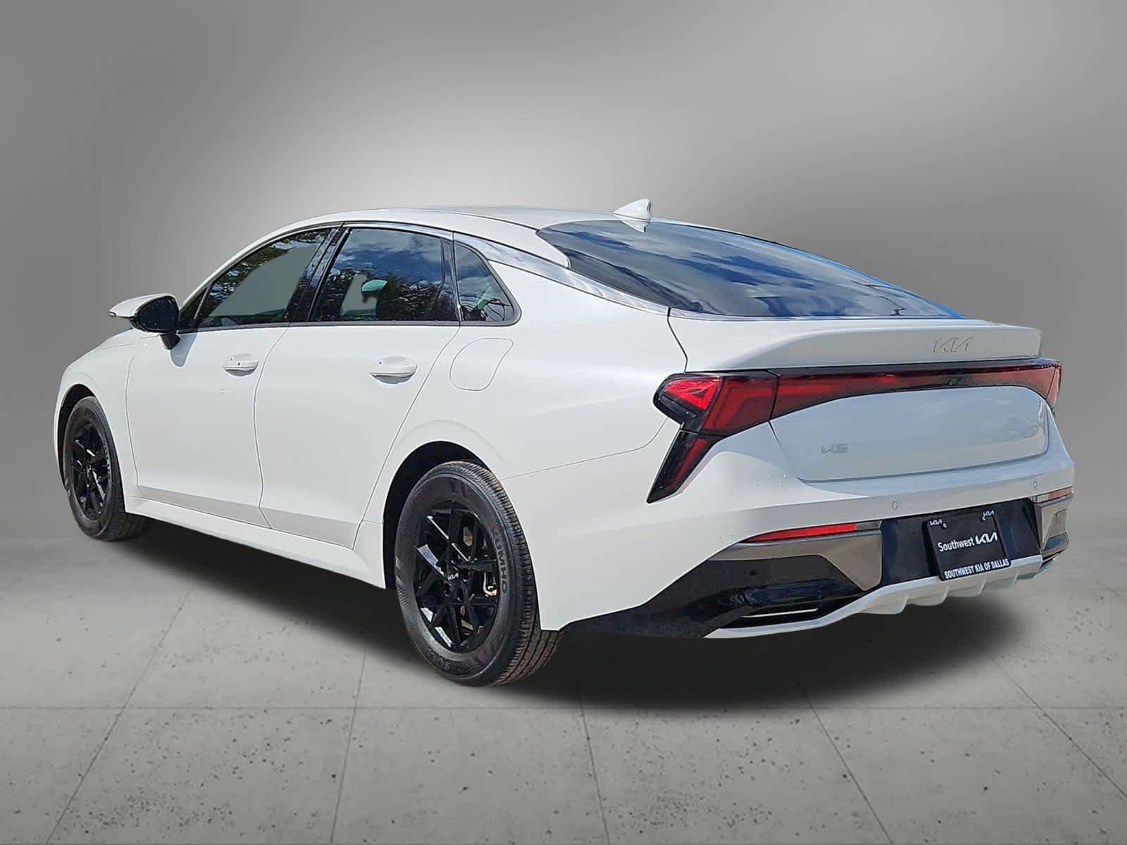 Used 2025 Kia K5 LXS FWD image 3