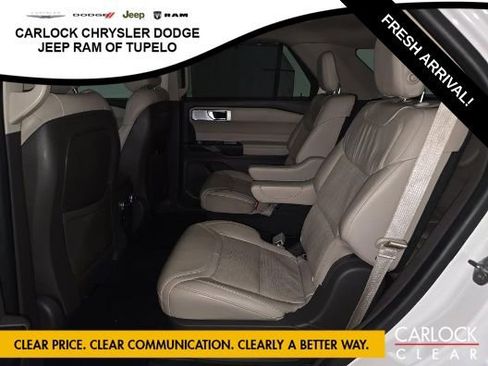 Used 2020 Ford Explorer Platinum w/ Premium Technology Package AWD/4WD image 9