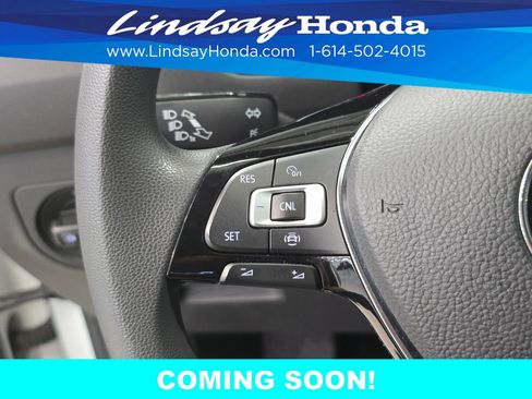 Used 2020 Volkswagen Tiguan S image 17