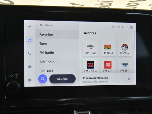 Used 2024 Toyota Corolla LE image 21