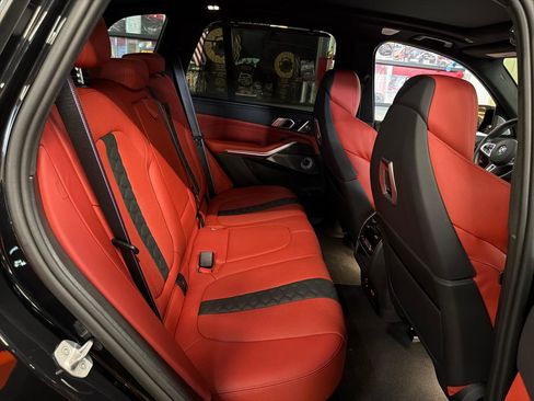 Used 2025 BMW X5 M Competition w/ Executive Package AWD/4WD image 23