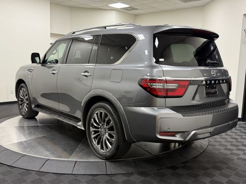 Used 2022 Nissan Armada Platinum w/ Captain's Chairs Package RWD image 5