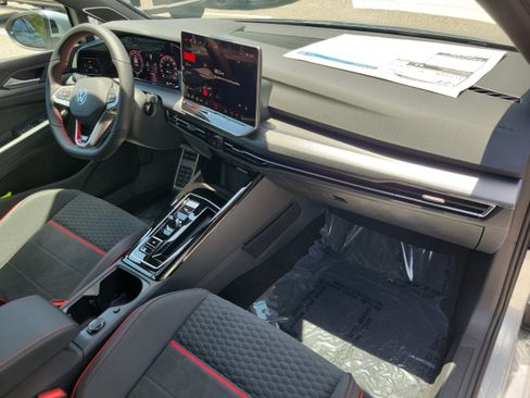 New 2026 Volkswagen GTI SE FWD image 11