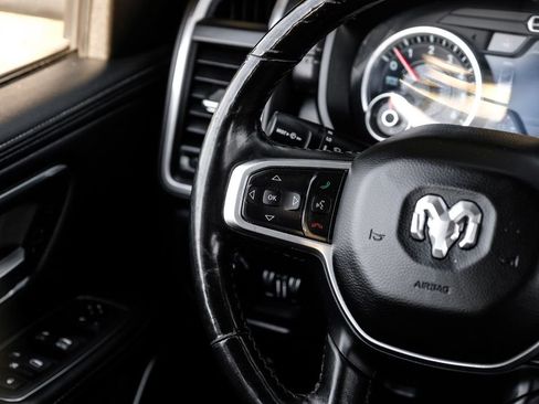 Used 2019 RAM 1500 Laramie image 13