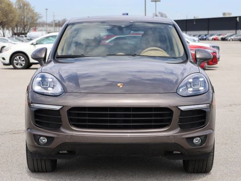 Used 2016 Porsche Cayenne image 2
