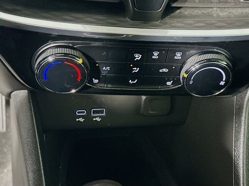 Used 2024 Buick Encore GX Sport Touring w/ Comfort Package image 23