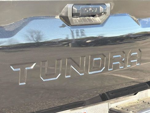 Used 2023 Toyota Tundra SR5 w/ SR5 Convenience Package image 6