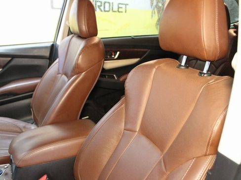 Used 2019 Subaru Ascent Touring image 17