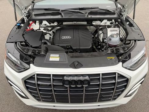 Used 2023 Audi Q5 2.0T Premium w/ Convenience Package AWD/4WD image 43