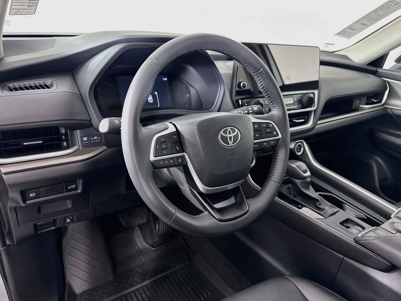 Certified 2026 Toyota Grand Highlander FWD image 4