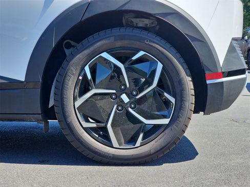 New 2024 Hyundai Ioniq 5 SEL image 35