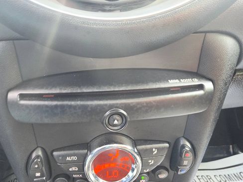 Used 2011 MINI Cooper Hardtop FWD image 23